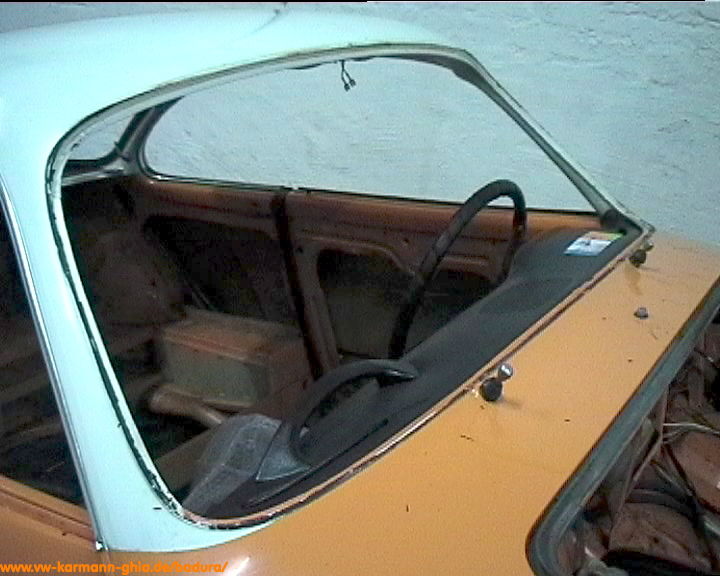http://www.badura-software.de/vw-karmann-ghia/pictures/restoration/video/badura.0473.jpg