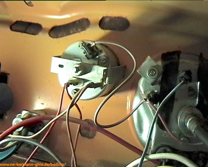 http://www.badura-software.de/vw-karmann-ghia/pictures/restoration/video/badura.0570.jpg