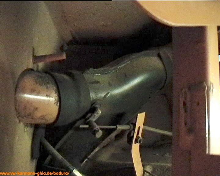 http://www.badura-software.de/vw-karmann-ghia/pictures/restoration/video/badura.0640.jpg