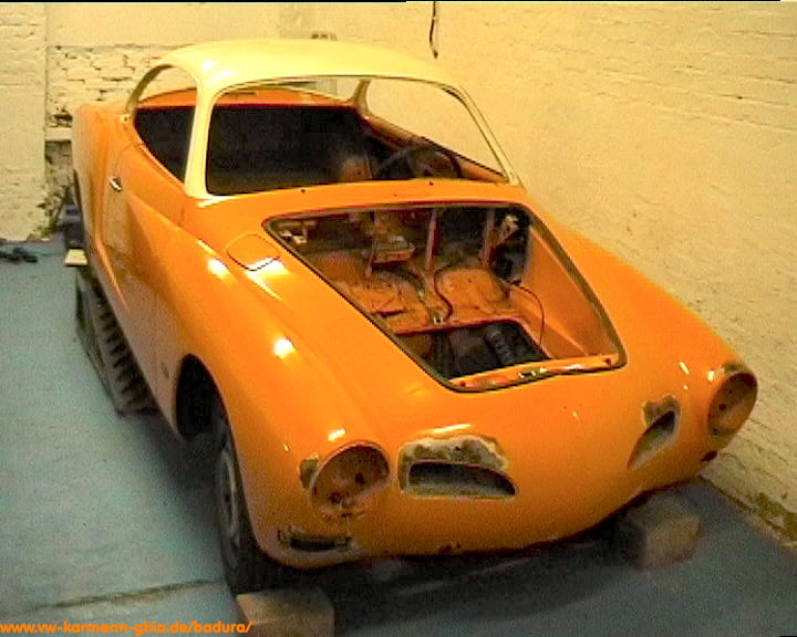 http://www.badura-software.de/vw-karmann-ghia/pictures/restoration/video/badura.0747.jpg
