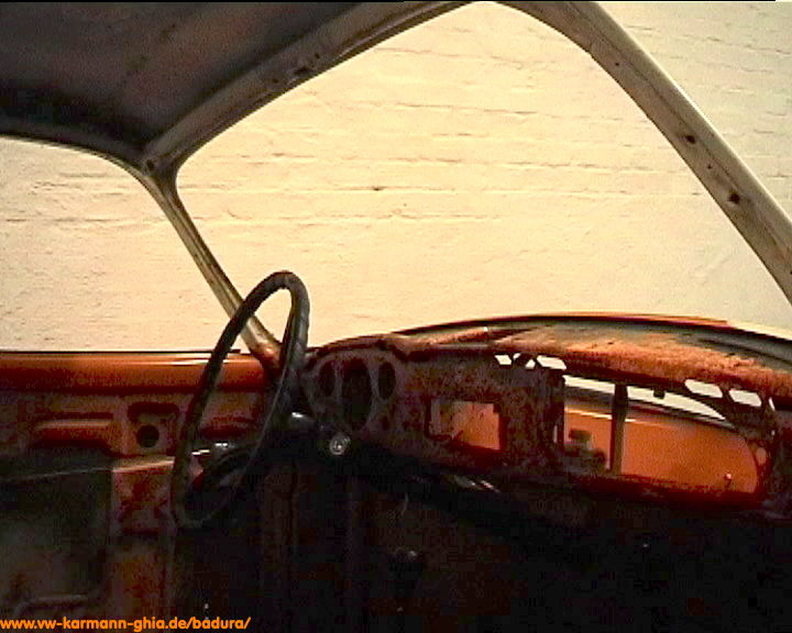 http://www.badura-software.de/vw-karmann-ghia/pictures/restoration/video/badura.0748.jpg