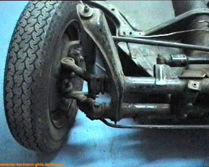 http://www.badura-software.de/vw-karmann-ghia/pictures/restoration/video/badura.1061.jpg