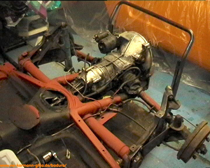 http://www.badura-software.de/vw-karmann-ghia/pictures/restoration/video/badura.1080.jpg