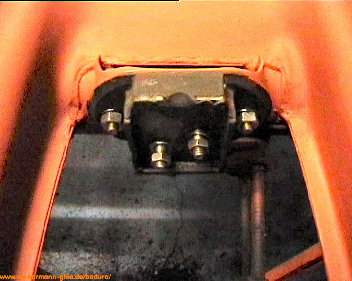 http://www.badura-software.de/vw-karmann-ghia/pictures/restoration/video/badura.1112.jpg