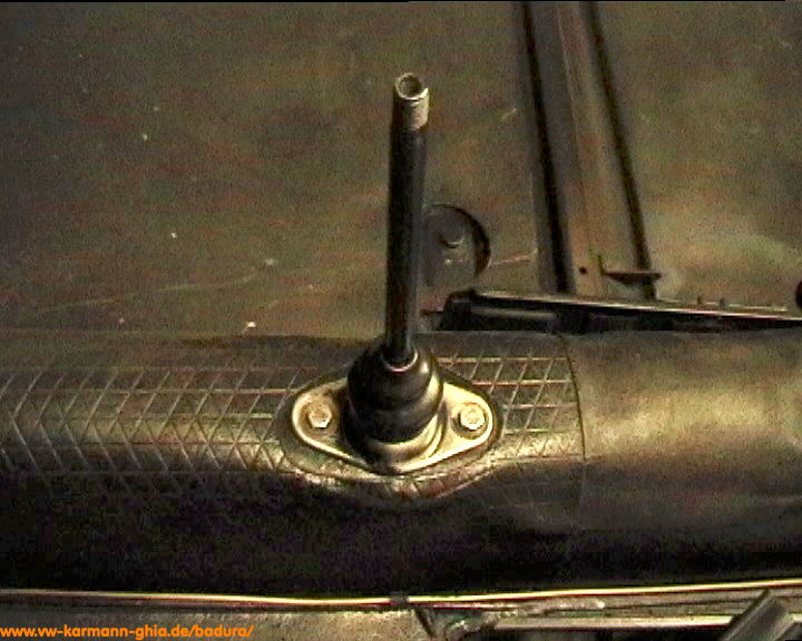 http://www.badura-software.de/vw-karmann-ghia/pictures/restoration/video/badura.1185.jpg